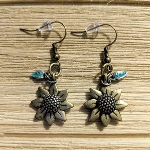 Adorable Sunflower Earrings